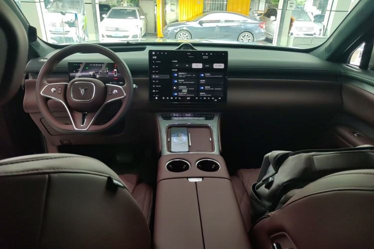 Used VOYAH Titan 2026 Model Max+ Center Console