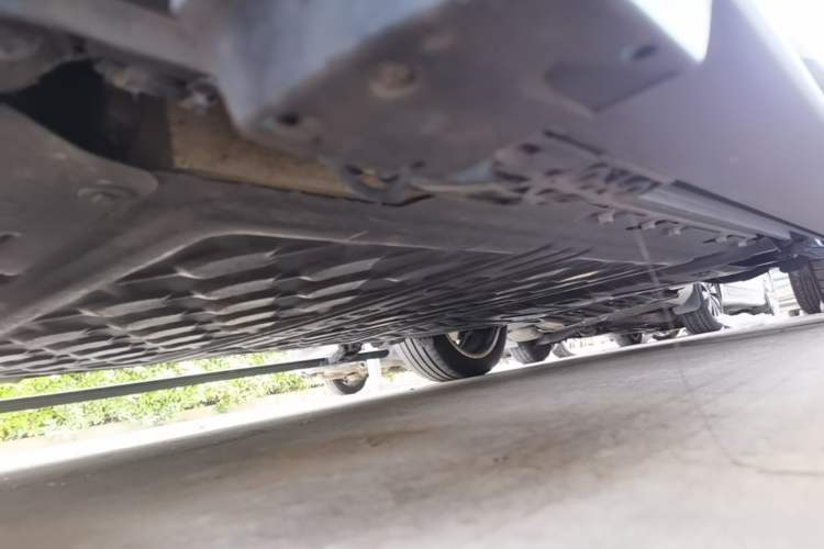 Used VOYAH Titan 2026 Model Max+ Chassis Front Left