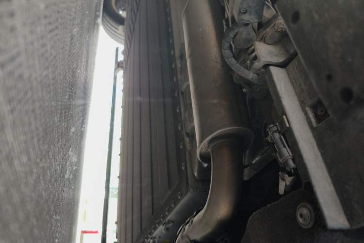 Used VOYAH Titan 2026 Model Max+ Chassis Front Right