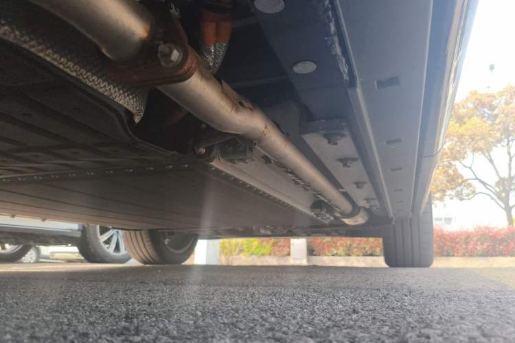 Used VOYAH Titan 2026 Model Max+ Chassis Rear Right