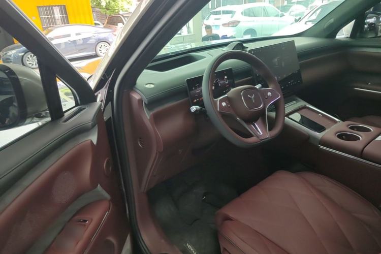 Used VOYAH Titan 2026 Model Max+ Driver Seat