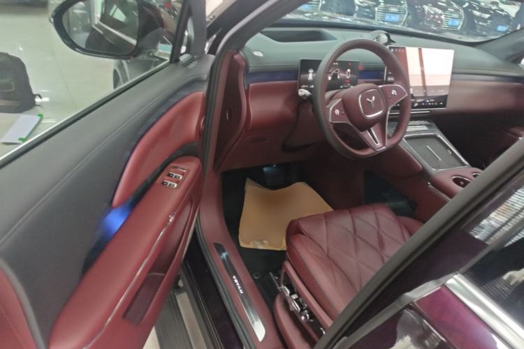 Used VOYAH Titan 2026 Model Max+ Driver Seat