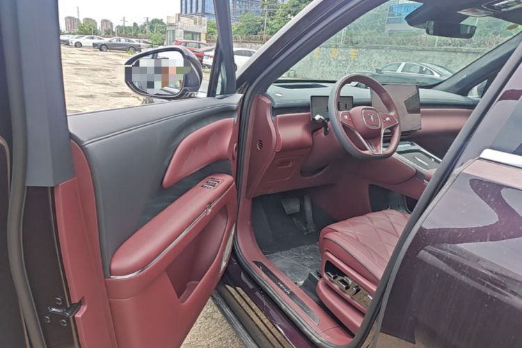 Used VOYAH Titan 2026 Model Max+ Driver Seat