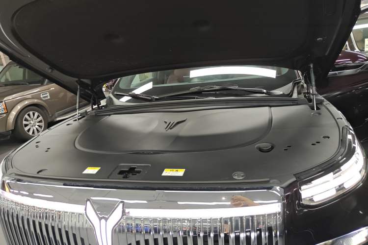 Used VOYAH Titan 2026 Model Max+ Engine Bay