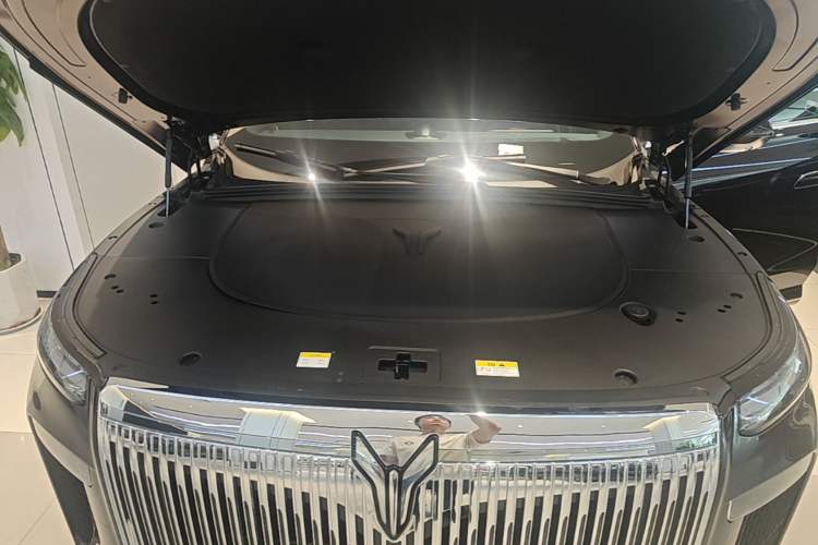 Used VOYAH Titan 2026 Model Max+ Engine Bay