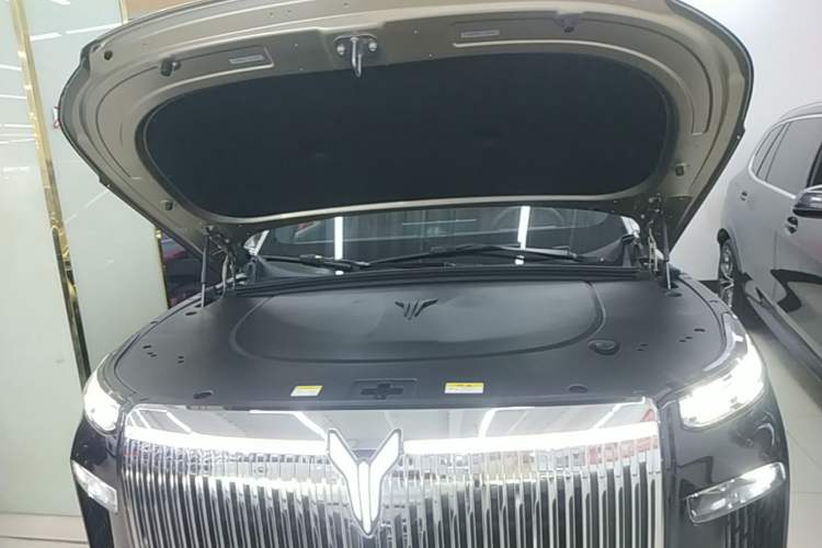 Used VOYAH Titan 2026 Model Ultra Engine Bay