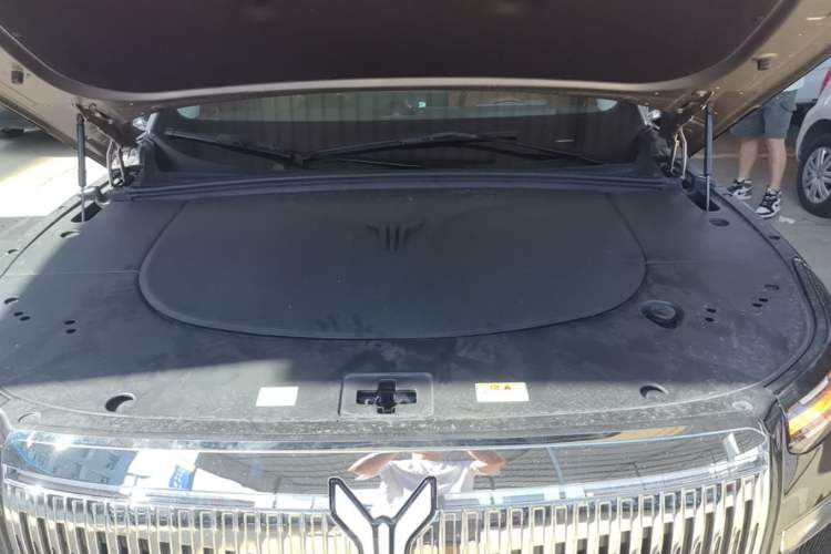 Used VOYAH Titan 2026 Model Max+ Engine Bay