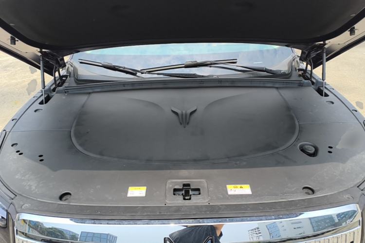 Used VOYAH Titan 2026 Model Max+ Engine Bay