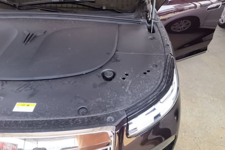 Used VOYAH Titan 2026 Model Max+ Engine Bay Left