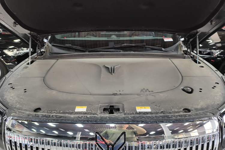 Used VOYAH Titan 2026 Model Max+ Engine Bay