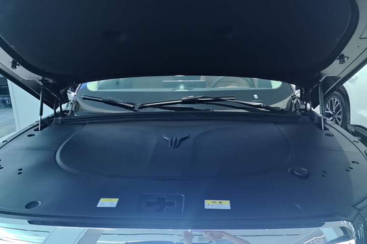 Used VOYAH Titan 2026 Model Max+ Engine Bay