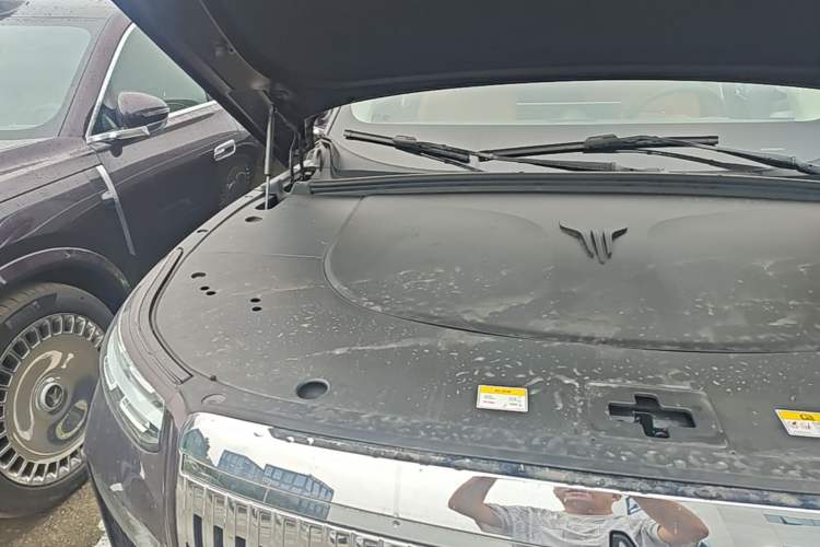 Used VOYAH Titan 2026 Model Max+ Engine Bay Right