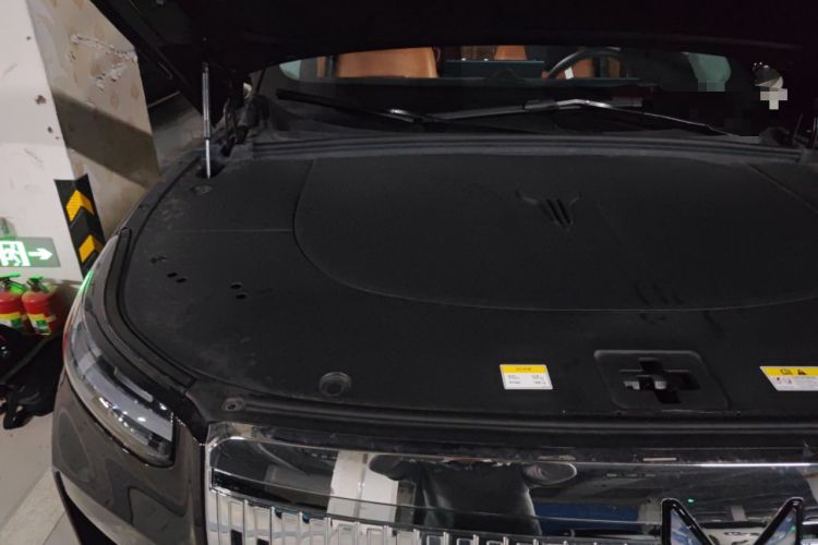Used VOYAH Titan 2026 Model Max+ Engine Bay Right