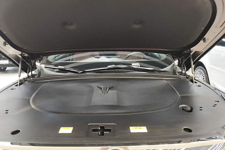 Used VOYAH Titan 2026 Model Max+ Engine Bay