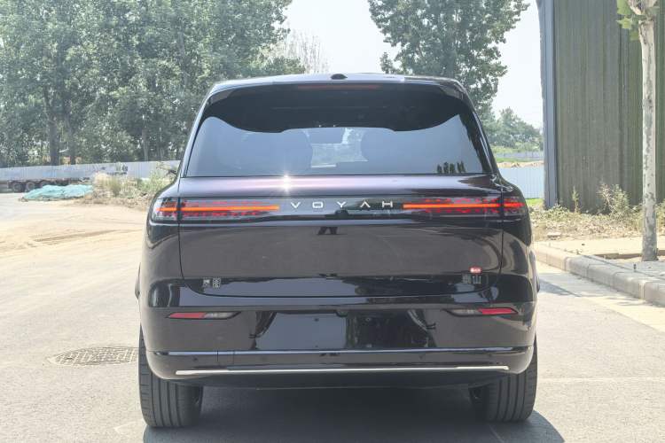Used VOYAH Titan 2026 Model Max+ Exterior 5