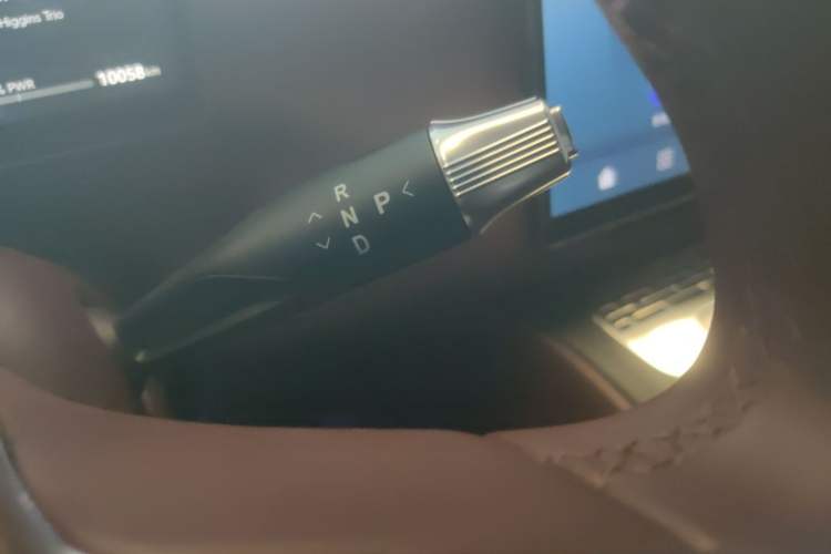 Used VOYAH Titan 2026 Model Max+ Gear Lever