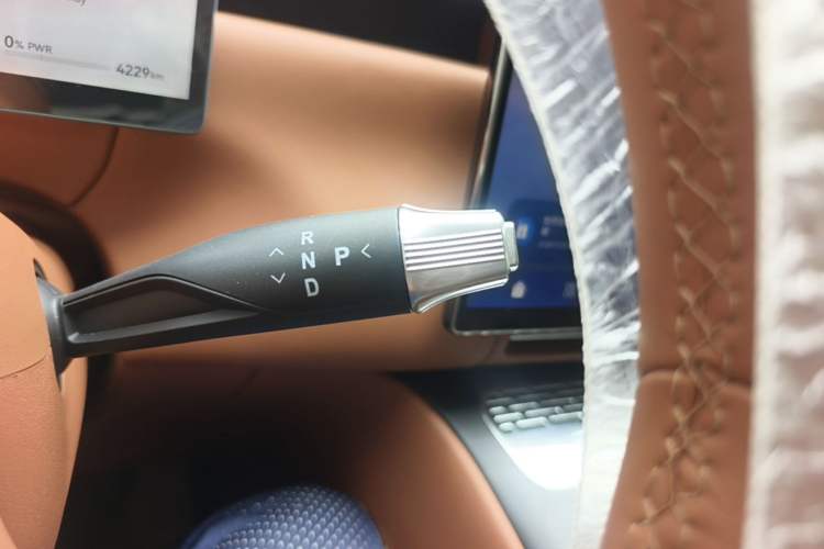 Used VOYAH Titan 2026 Model Max+ Gear Lever