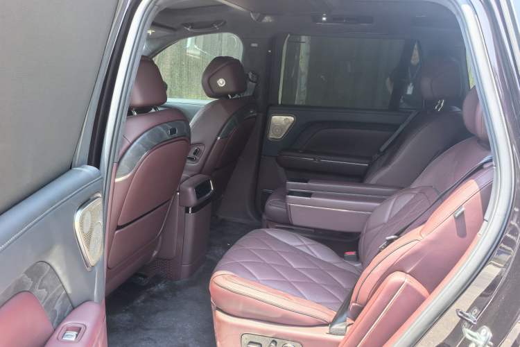 Used VOYAH Titan 2026 Model Max+ Interior 4