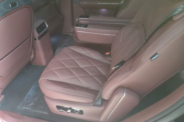 Used VOYAH Titan 2026 Model Max+ Interior 4