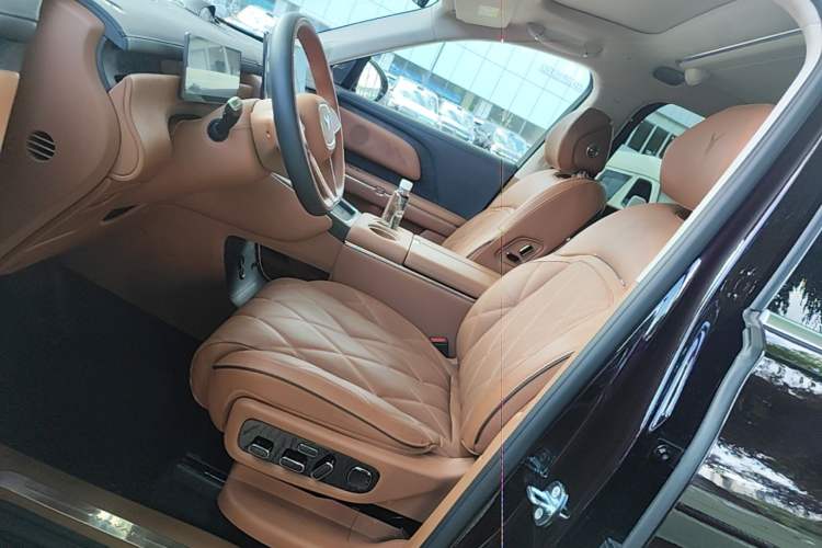 Used VOYAH Titan 2026 Model Max+ Left Front Seat