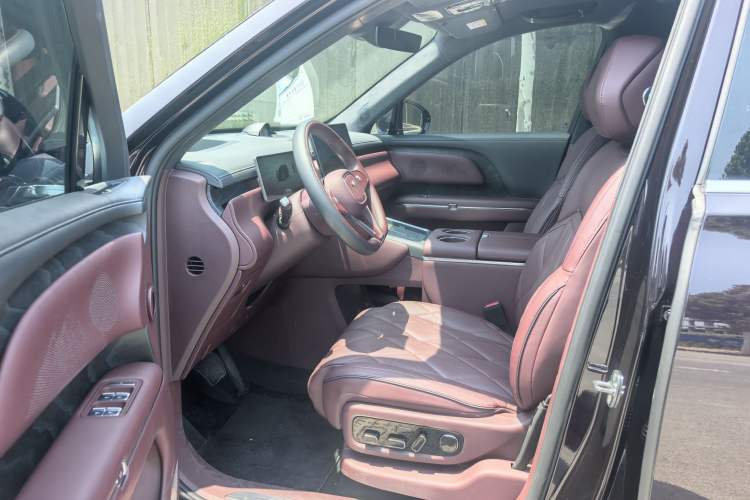 Used VOYAH Titan 2026 Model Max+ Left Front Seat