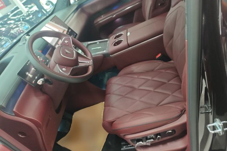 Used VOYAH Titan 2026 Model Max+ Left Front Seat