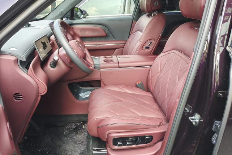 Used VOYAH Titan 2026 Model Max+ Left Front Seat