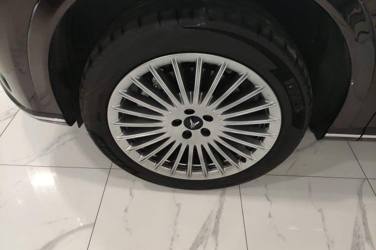 Used VOYAH Titan 2026 Model Max Left Front Wheel Hub