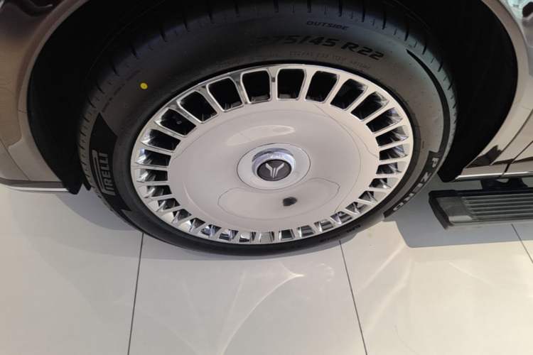 Used VOYAH Titan 2026 Model Max+ Left Front Wheel Hub