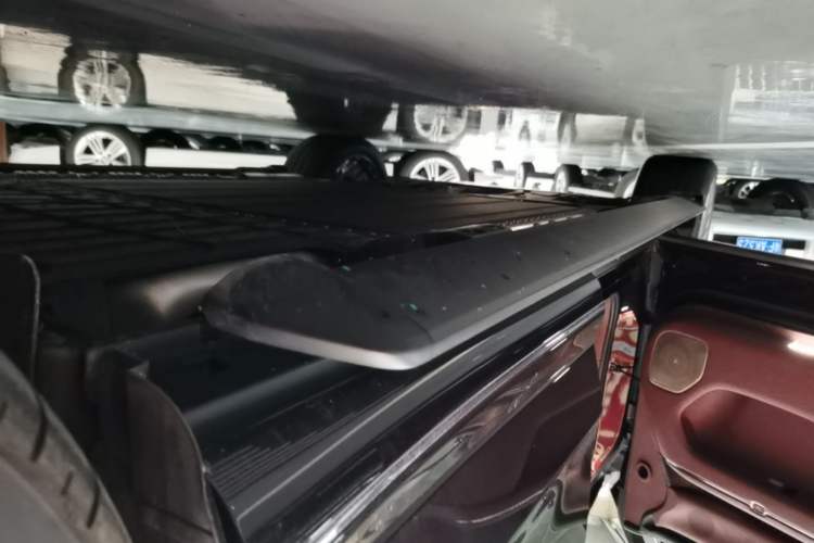 Used VOYAH Titan 2026 Model Max+ Left Side Sill