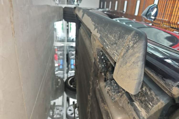 Used VOYAH Titan 2026 Model Max+ Left Side Sill