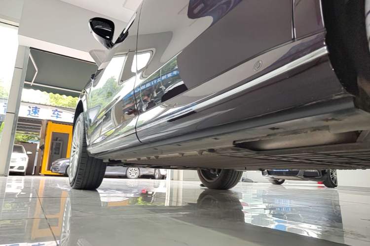 Used VOYAH Titan 2026 Model Max+ Left Side Sill