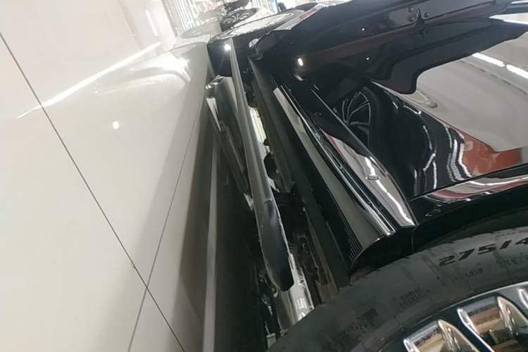 Used VOYAH Titan 2026 Model Ultra Left Side Sill