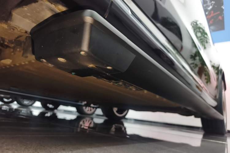 Used VOYAH Titan 2026 Model Max+ Left Side Sill