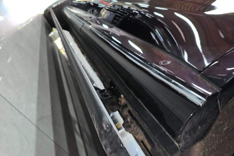 Used VOYAH Titan 2026 Model Max+ Left Side Sill