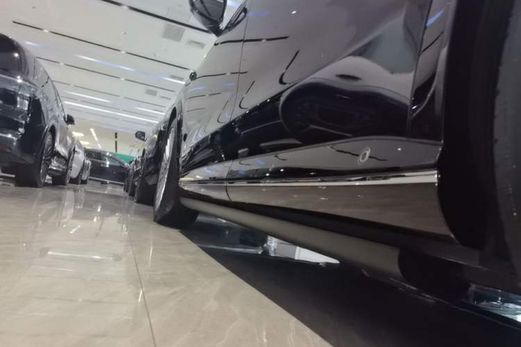 Used VOYAH Titan 2026 Model Max+ Left Side Sill