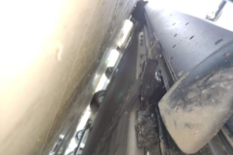 Used VOYAH Titan 2026 Model Max+ Left Side Sill