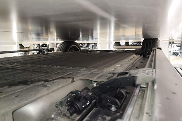Used VOYAH Titan 2026 Model Max+ Left Side Sill