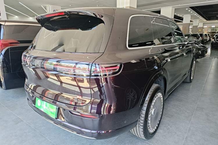 Used VOYAH Titan 2026 Model Max+ Rear Right 45 Deg