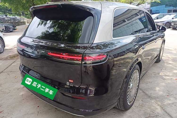 Used VOYAH Titan 2026 Model Max+ Rear Right 45 Deg