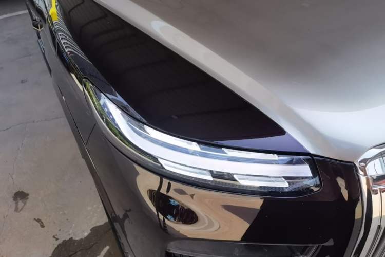 Used VOYAH Titan 2026 Model Max+ Right Front Headlight