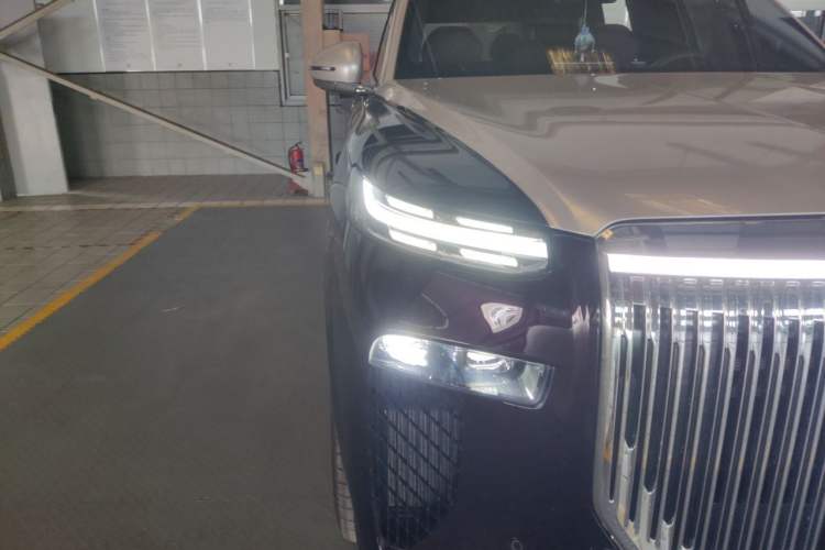 Used VOYAH Titan 2026 Model Max+ Right Front Headlight