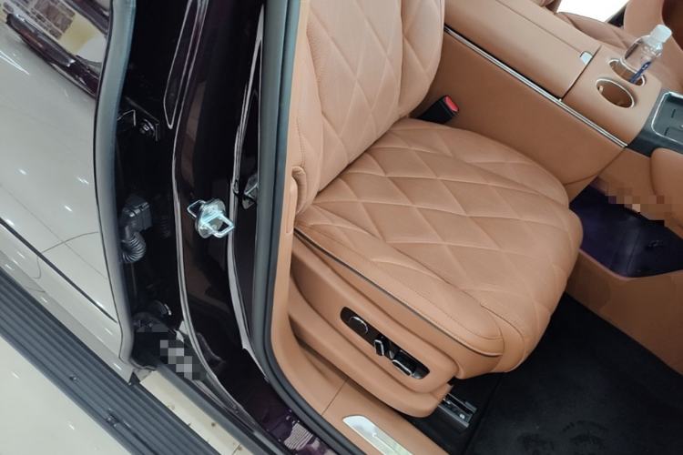 Used VOYAH Titan 2026 Model Max+ Right Front Seat