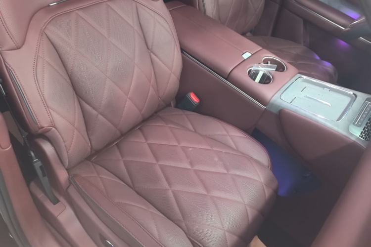 Used VOYAH Titan 2026 Model Max+ Right Front Seat