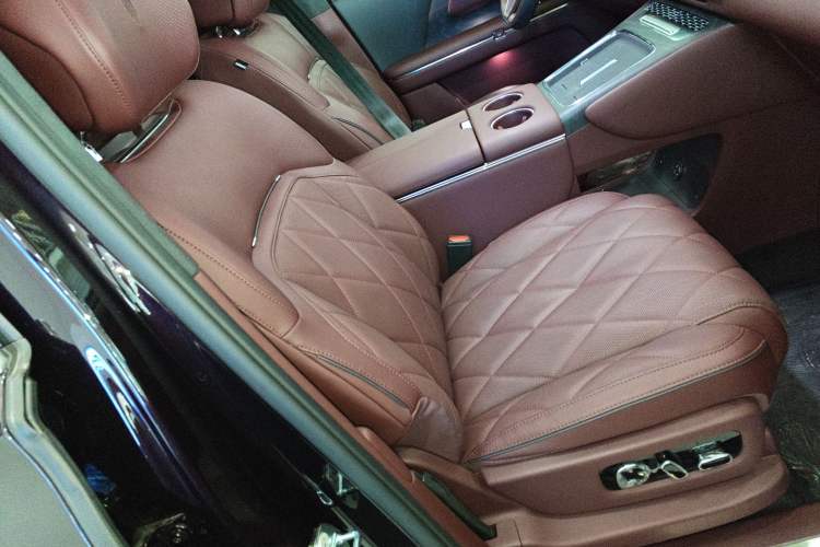 Used VOYAH Titan 2026 Model Max+ Right Front Seat