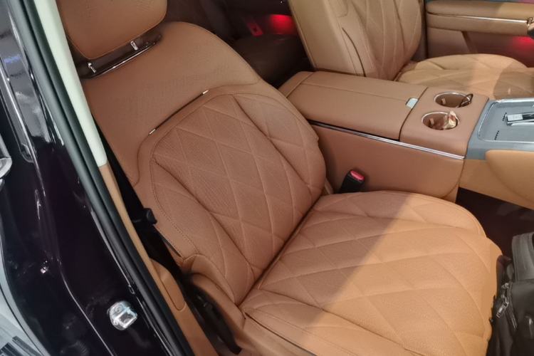 Used VOYAH Titan 2026 Model Max+ Right Front Seat