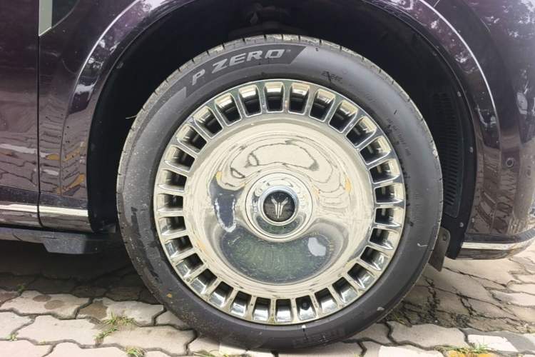 Used VOYAH Titan 2026 Model Max+ Right Front Wheel Hub