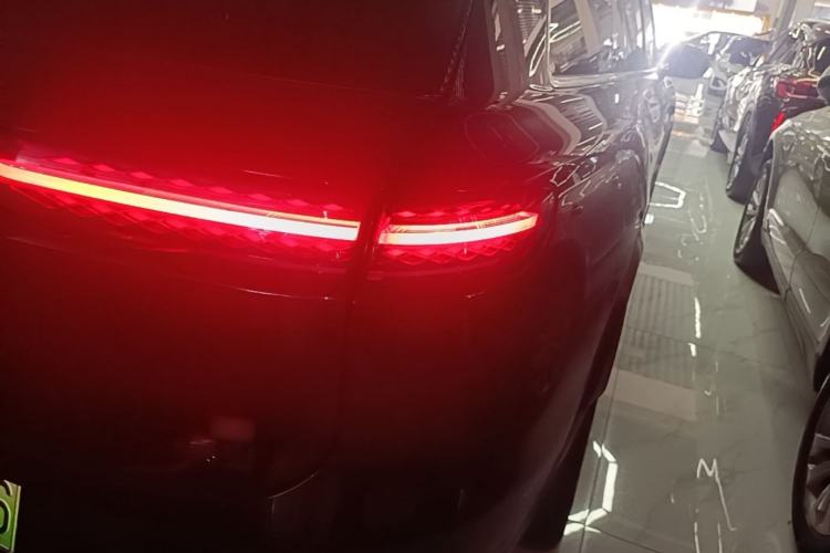 Used VOYAH Titan 2026 Model Max+ Right Rear Taillight