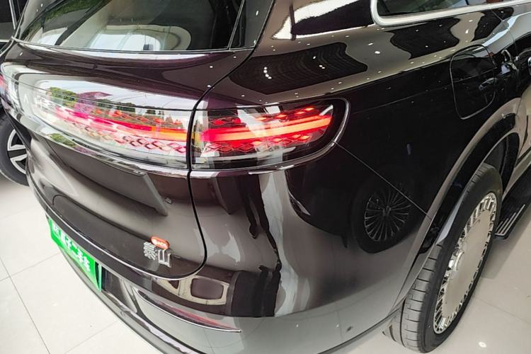 Used VOYAH Titan 2026 Model Max+ Right Rear Taillight