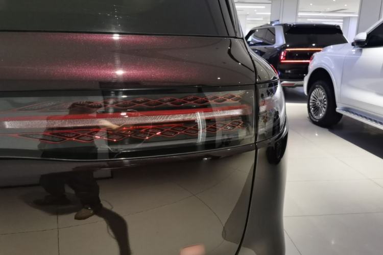 Used VOYAH Titan 2026 Model Max+ Right Rear Taillight